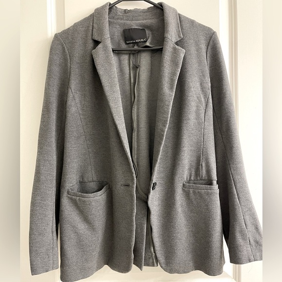 Lightly worn Banana Republic blazer! - Picture 1 of 3